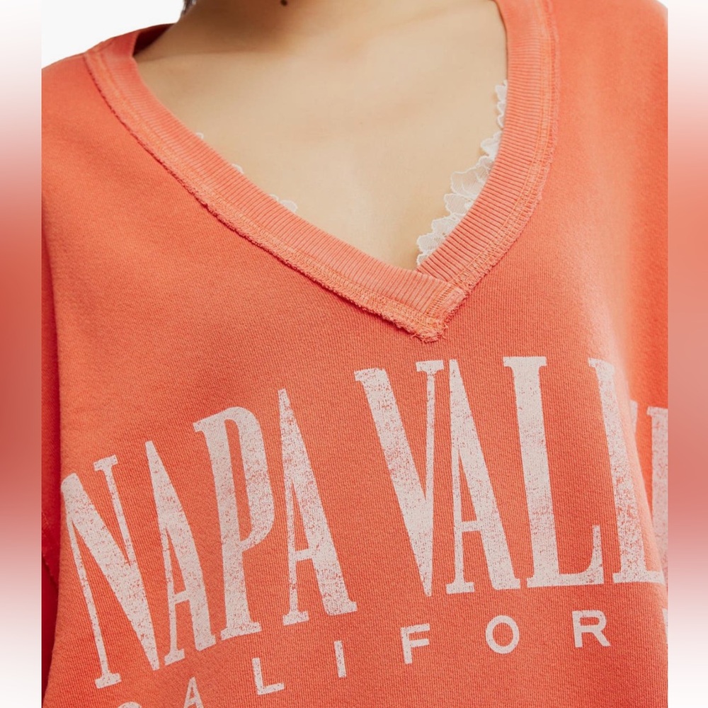 Free People NWT -WTF Venice Oversized NAPA Cotton Blend Vneck Graphic Sweatshirt - Picture 3 of 15